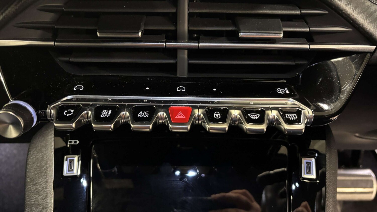 Used Peugeot 2008 2024 for sale - 77553237: Photo 27