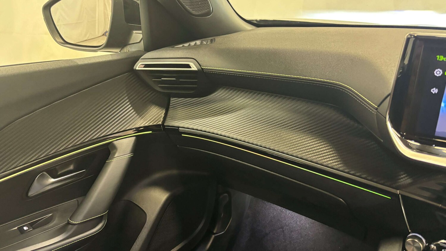 Used Peugeot 2008 2024 for sale - 77553237: Photo 31