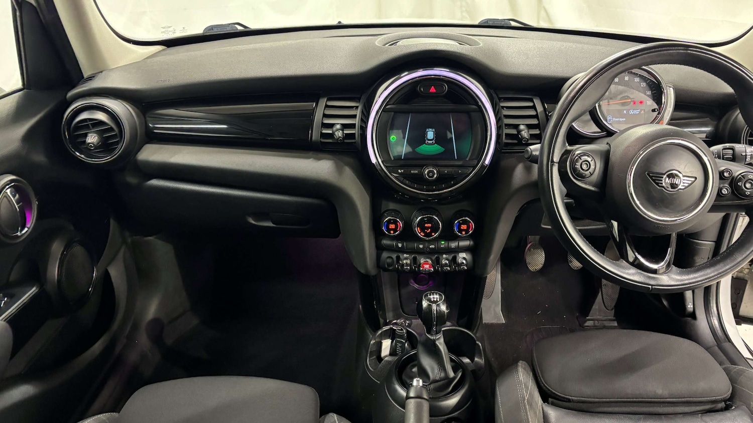 Used MINI Hatch 2018 for sale - 76648893: Photo 17