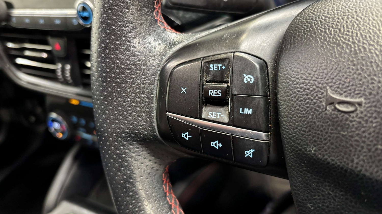 Used Ford Kuga 2020 for sale - 76978899: Photo 25