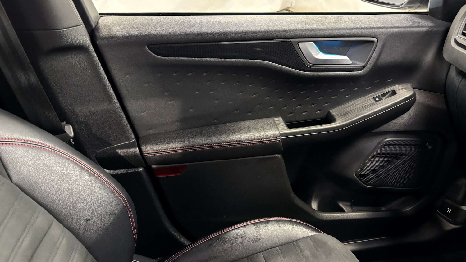 Used Ford Kuga 2020 for sale - 76978899: Photo 35