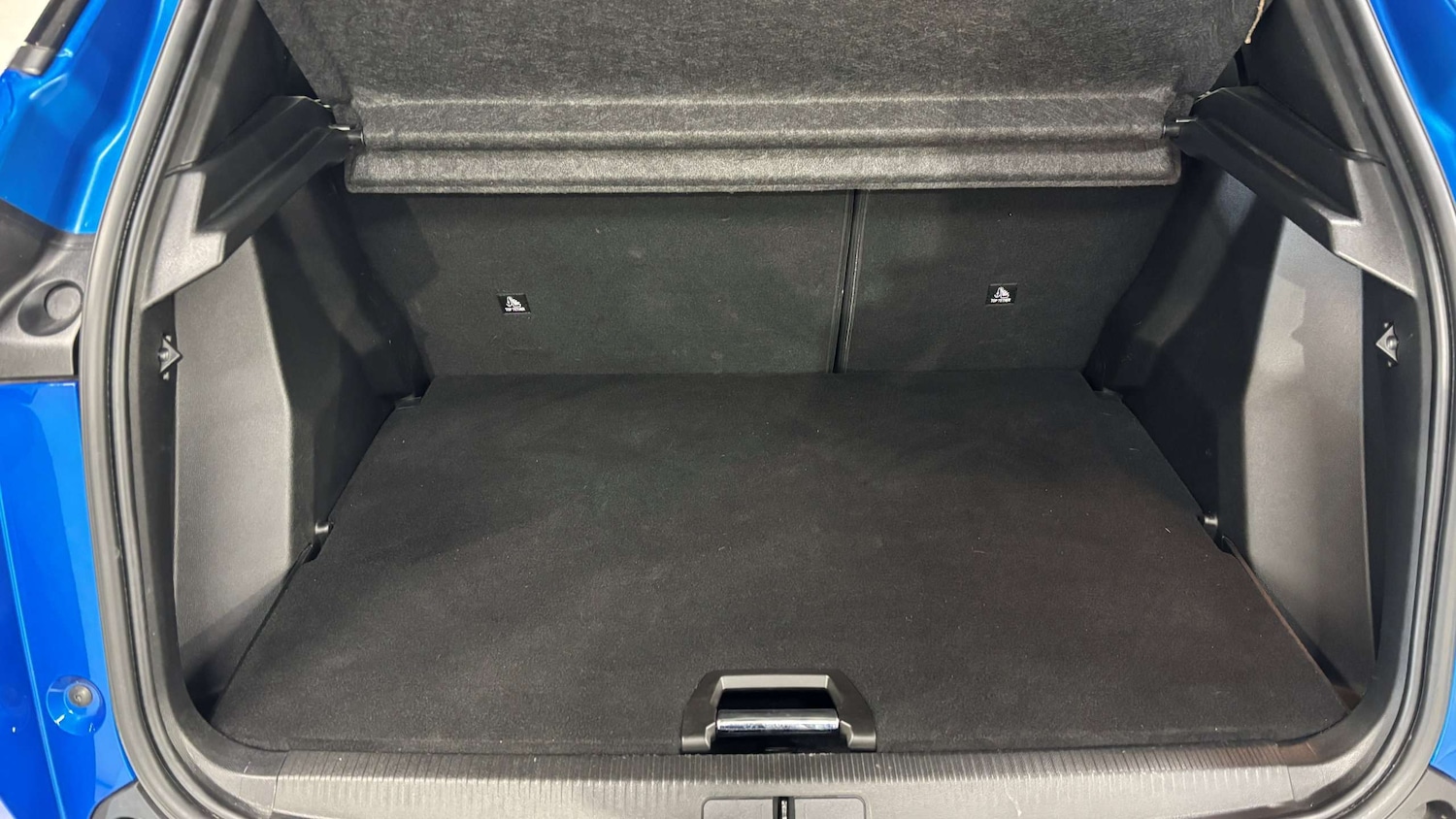 Used Peugeot 2008 2023 for sale - 77772150: Photo 12