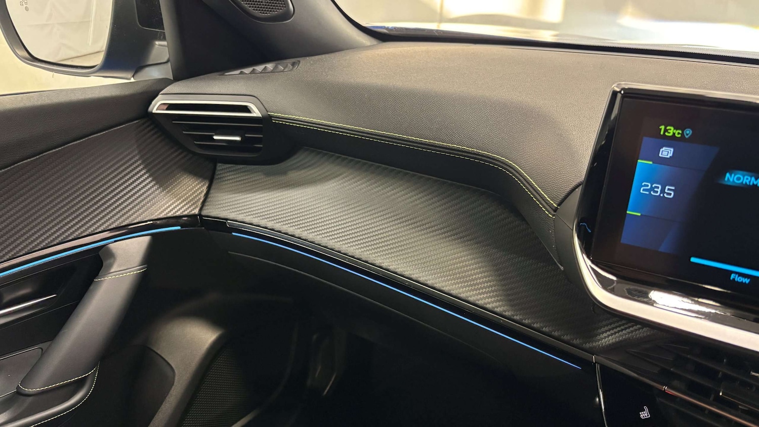 Used Peugeot 2008 2023 for sale - 77772150: Photo 31