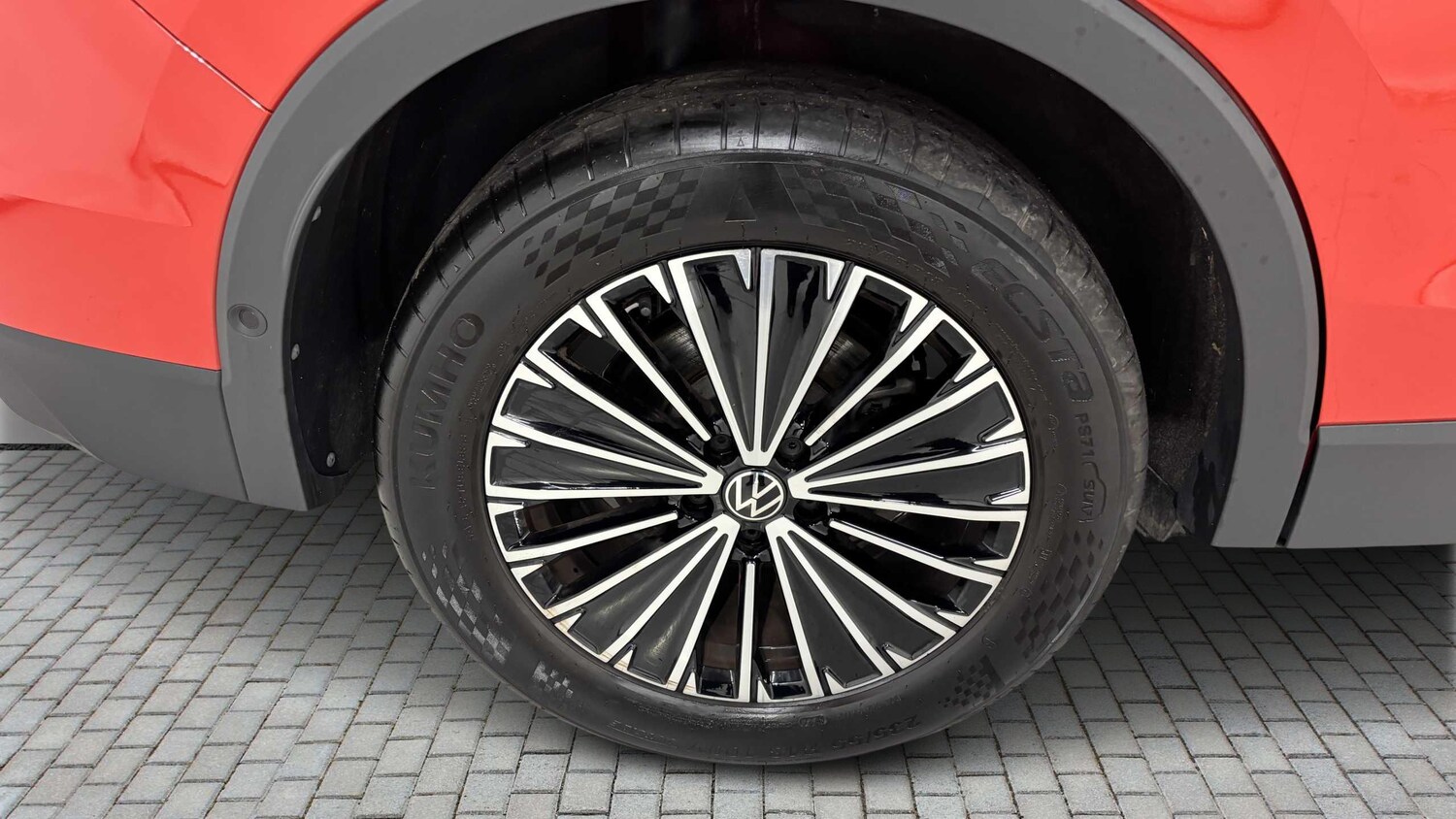 Used Volkswagen Tiguan 2024 for sale - 76804885: Photo 11