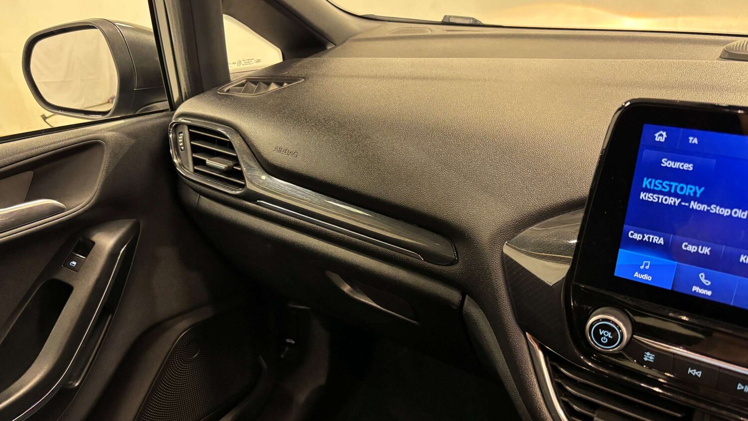 Used Ford Fiesta 2019 for sale - 77472487: Photo 32