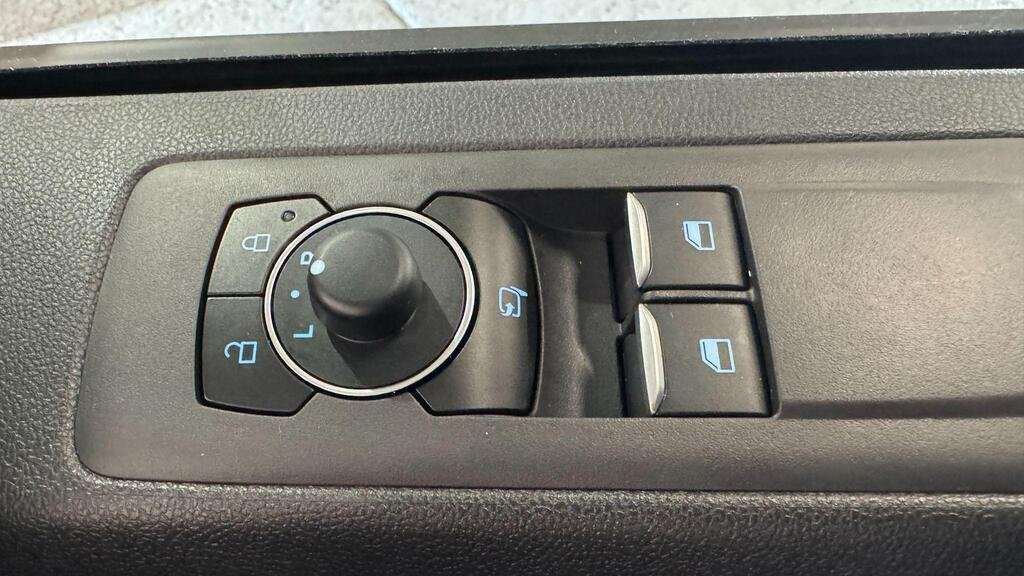 Used Ford Tourneo Custom for sale - 75581119: Photo 22