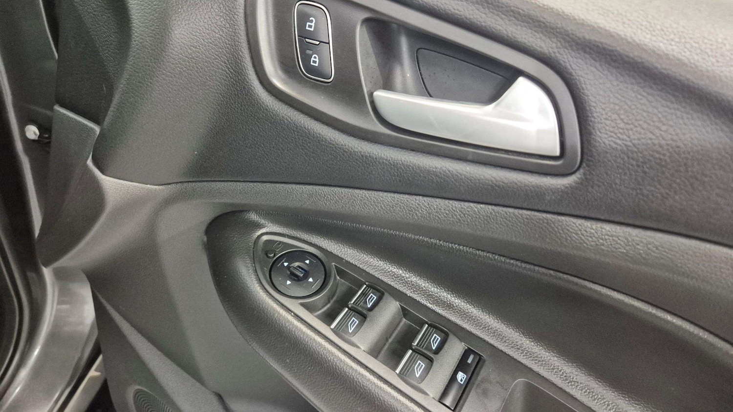 Used Ford Kuga 2019 for sale - 75390568: Photo 20