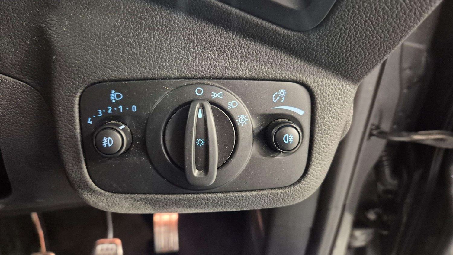 Used Ford Kuga 2019 for sale - 75390568: Photo 21