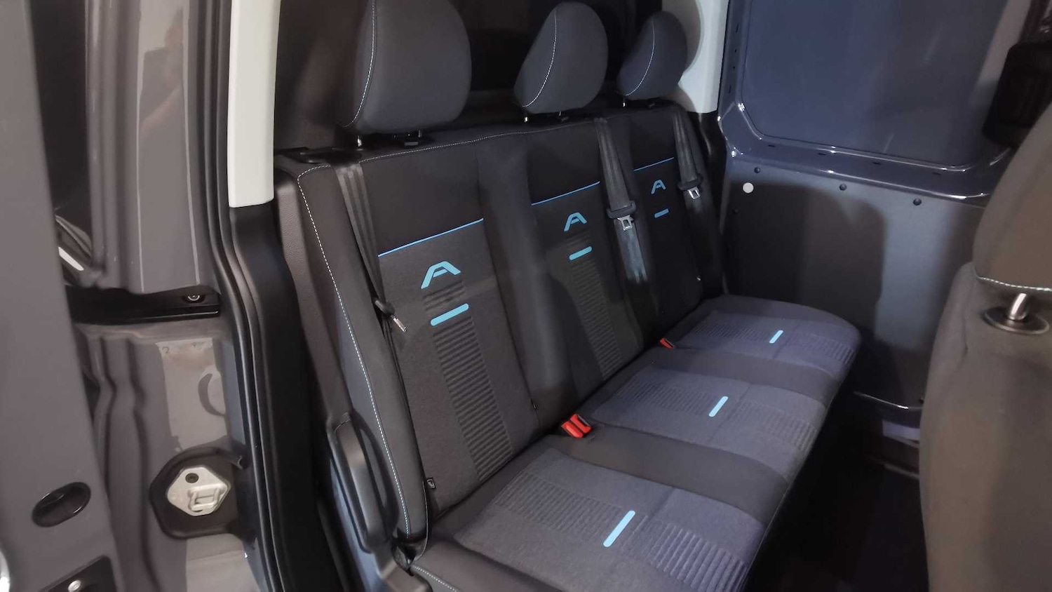 Used Ford Transit Connect 2025 for sale - 76063305: Photo 15