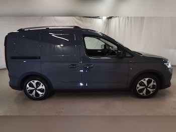Used Ford Transit Connect 2025 for sale - 76063305: Photo 4