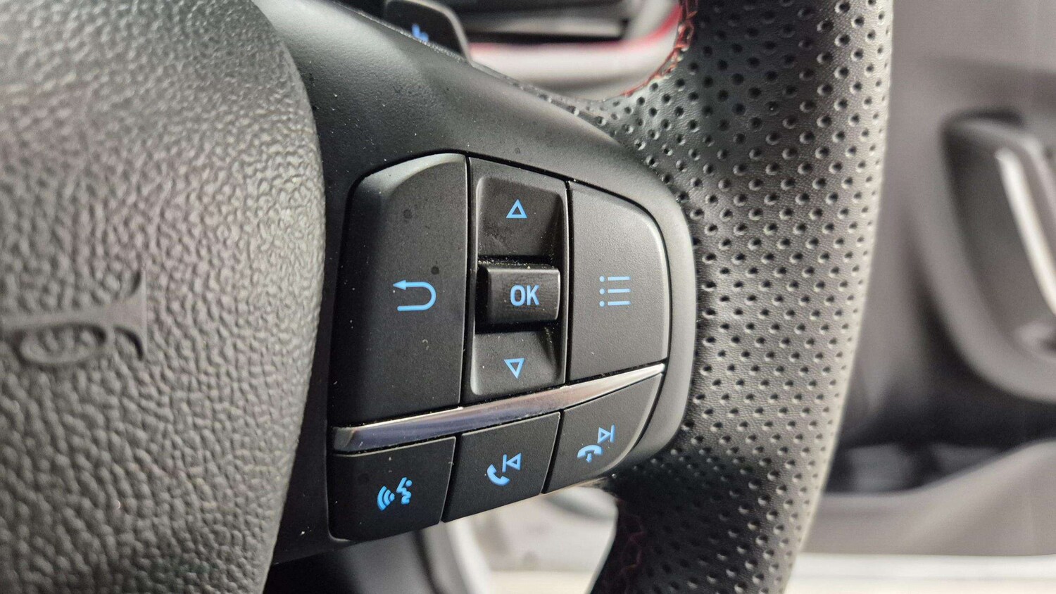 Used Ford Puma 2023 for sale - 75968040: Photo 24