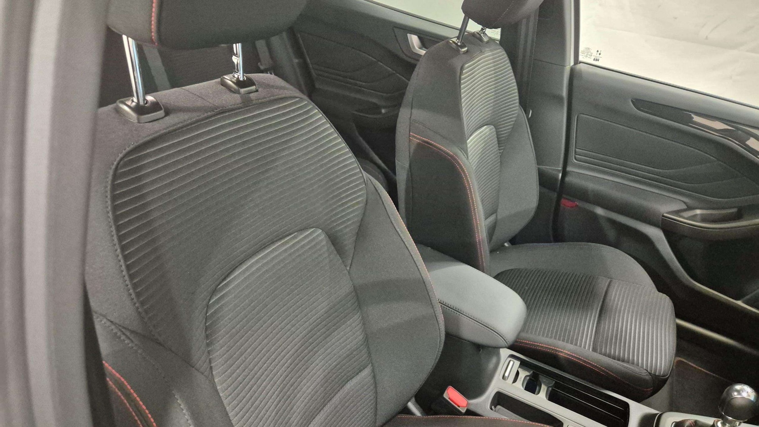 Used Ford Focus 2025 for sale - 76978668: Photo 14