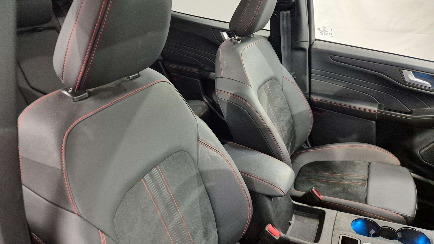 Used Ford Kuga 2024 for sale - 76435575: Photo 13