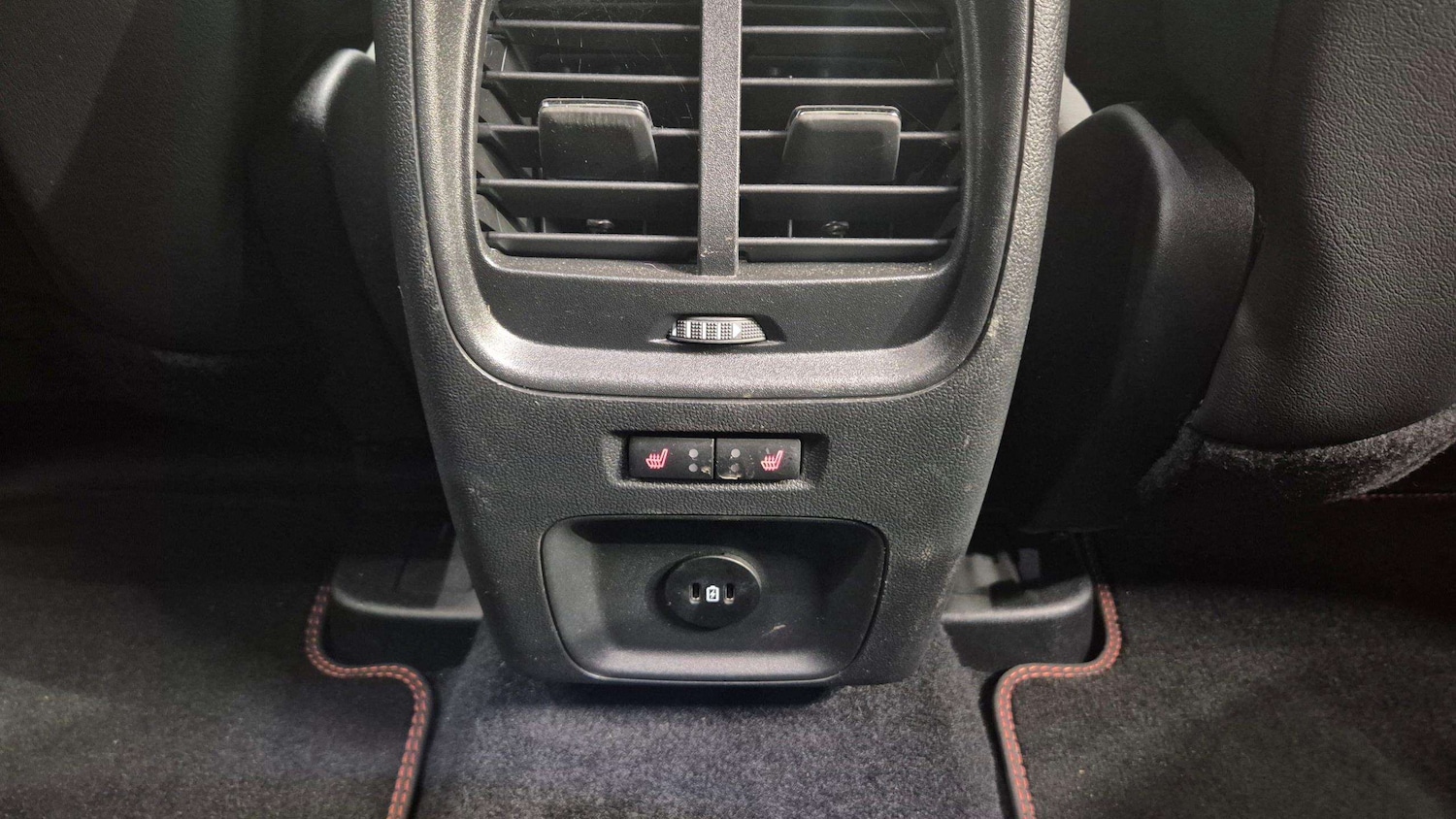 Used Ford Kuga 2024 for sale - 76435575: Photo 18