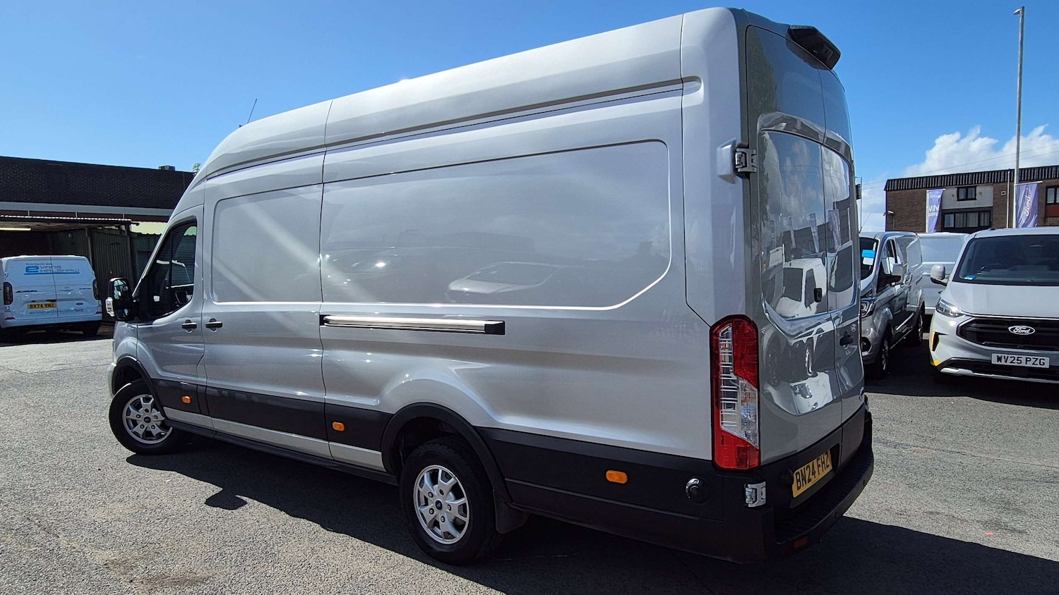 Used Ford Transit 2024 for sale - 77333953: Photo 3