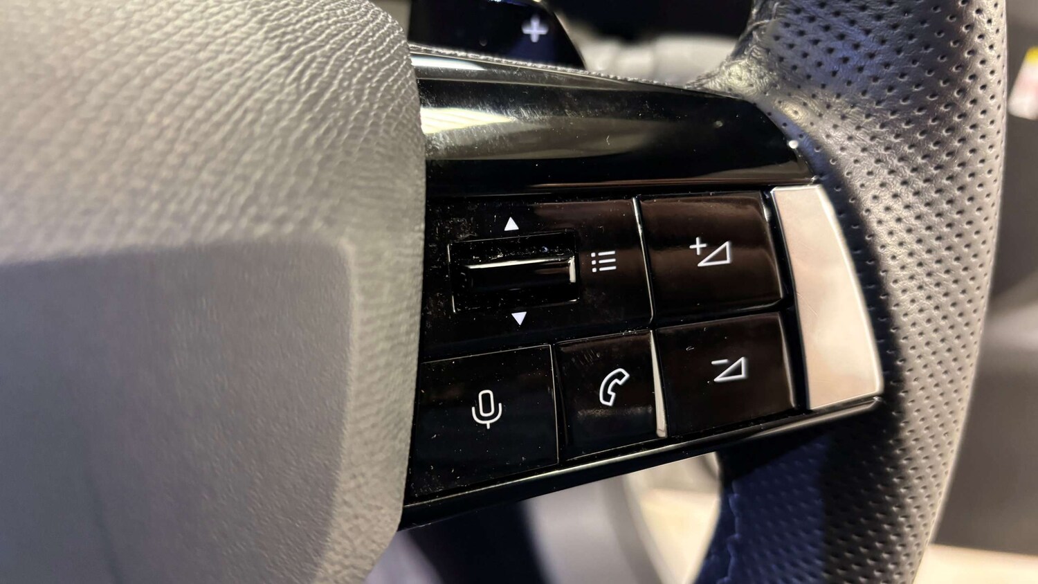 Used Vauxhall Astra 2024 for sale - 77913987: Photo 14