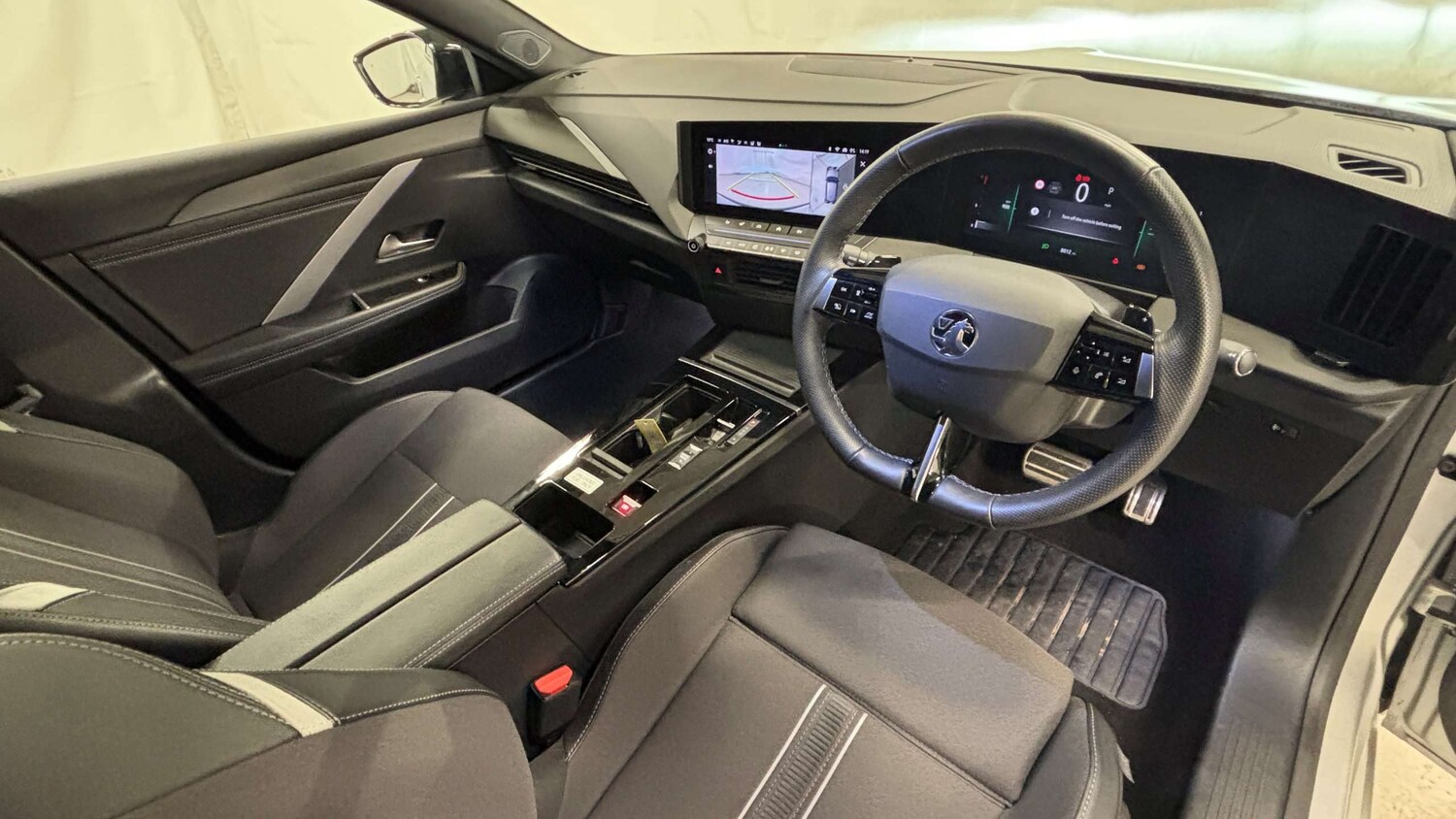 Used Vauxhall Astra 2024 for sale - 77913987: Photo 6