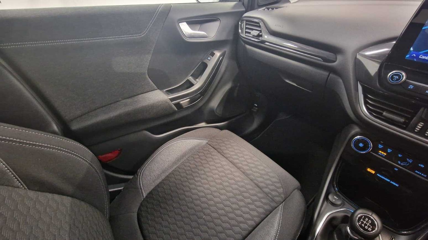 Vehicle 29