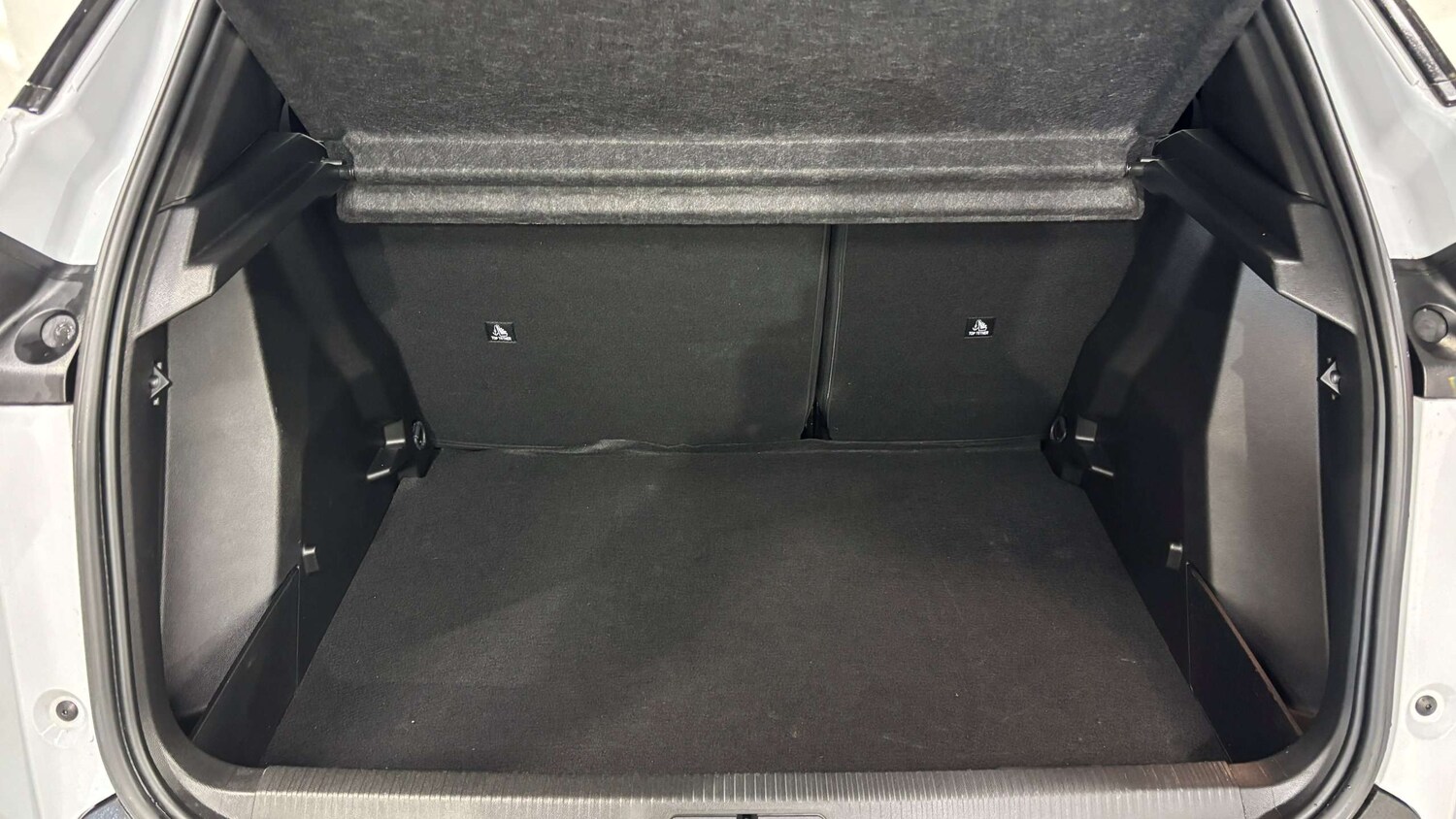 Used Peugeot 2008 2024 for sale - 77960854: Photo 13