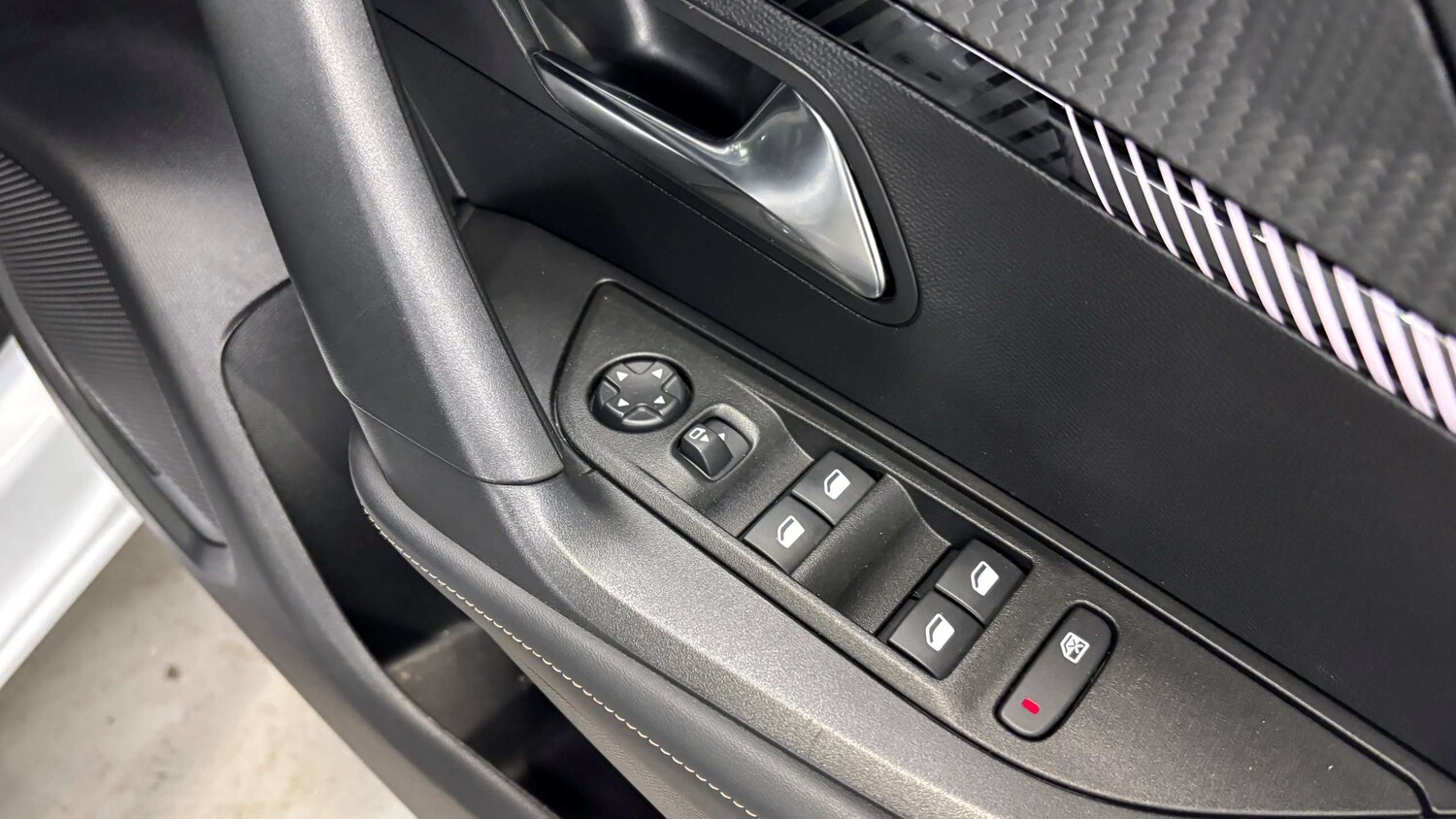 Used Peugeot 2008 2024 for sale - 77960854: Photo 18