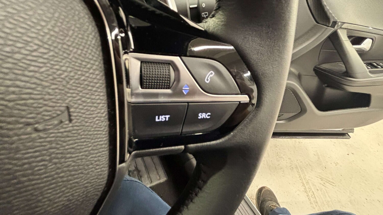 Used Peugeot 2008 2024 for sale - 77960854: Photo 21