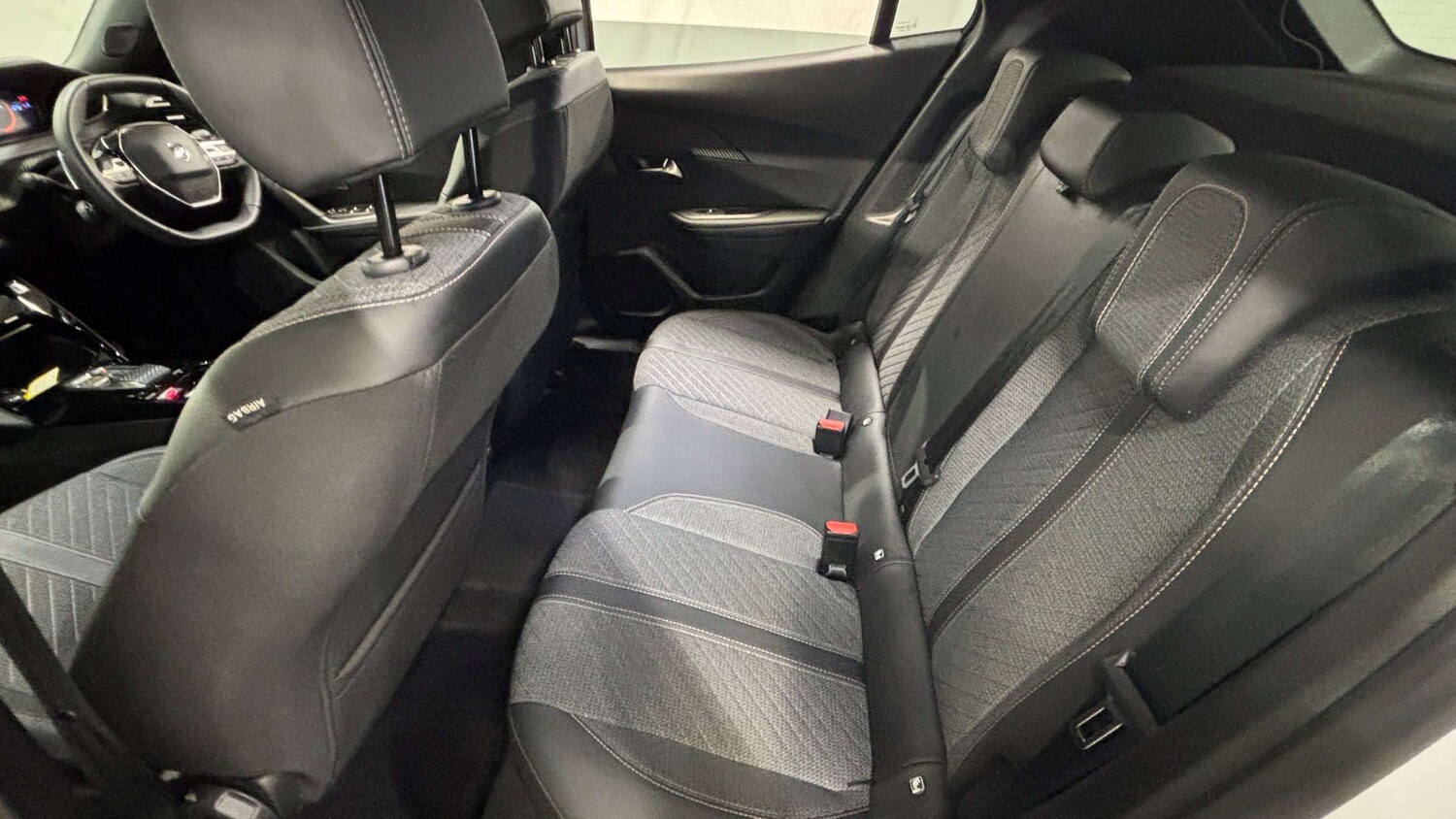 Used Peugeot 2008 2024 for sale - 77960854: Photo 34