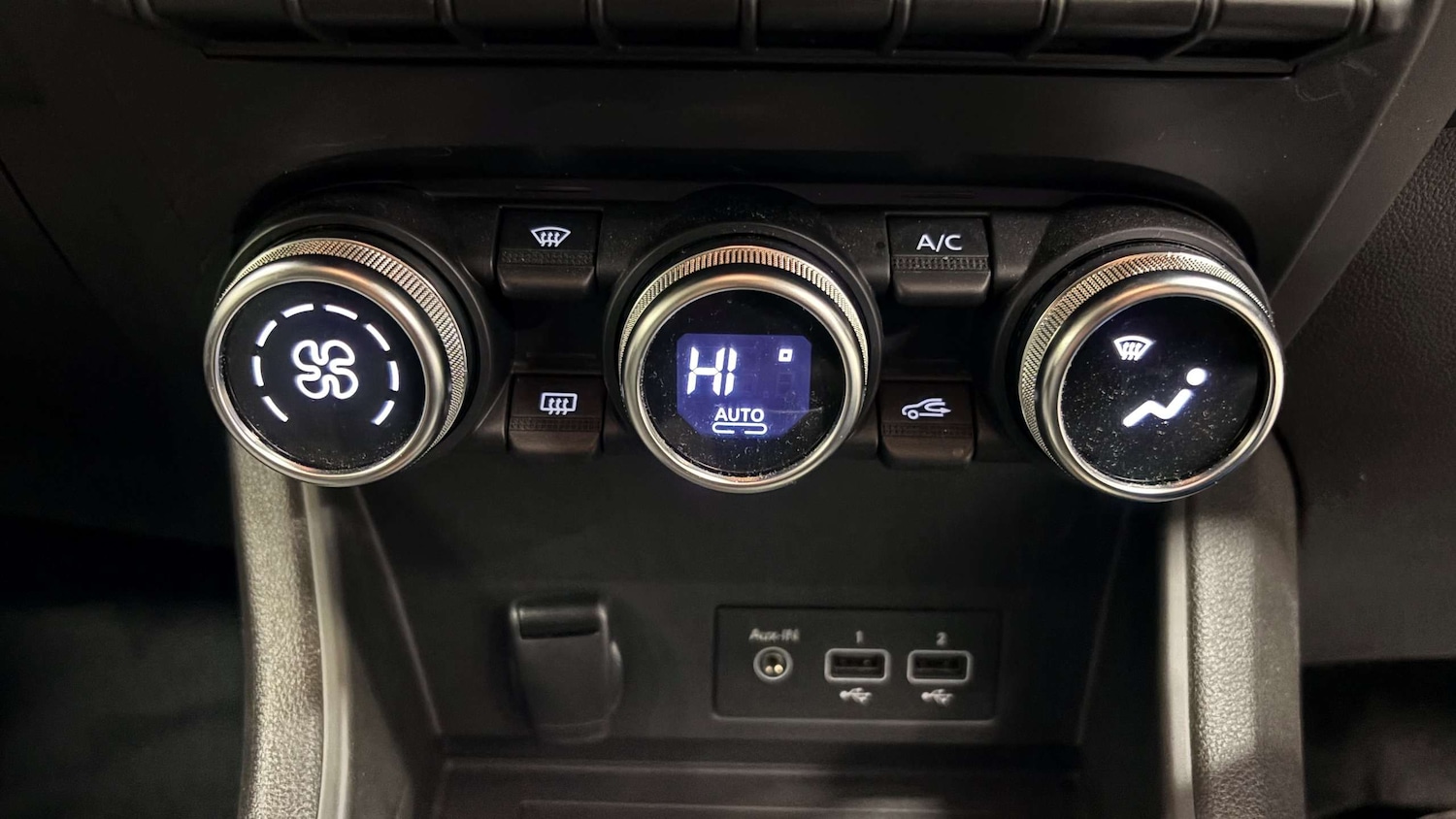 Used Renault Captur 2023 for sale - 77827478: Photo 26