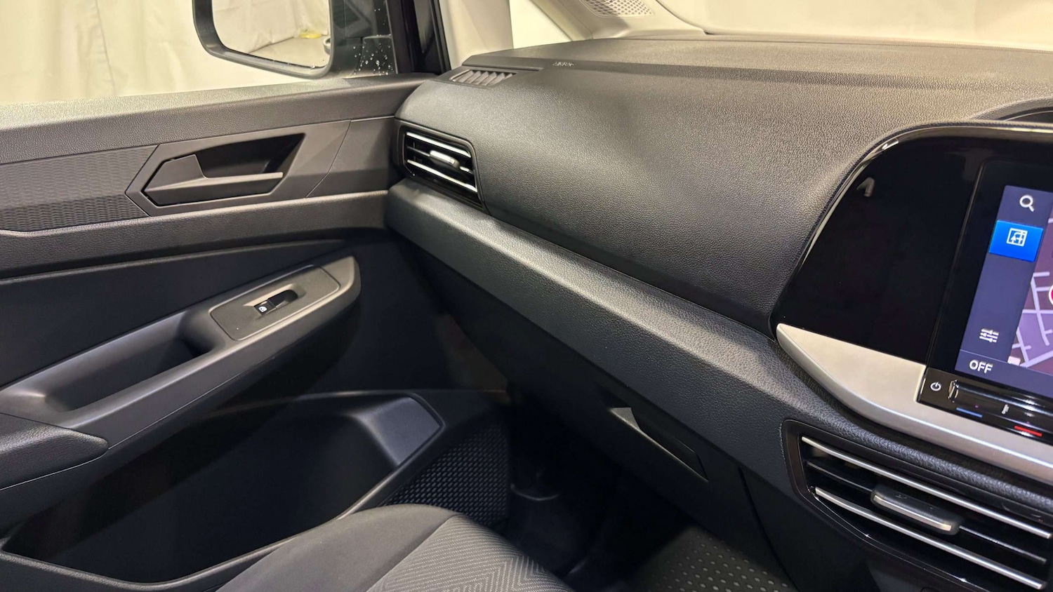 Used Ford Transit Connect 2025 for sale - 76459977: Photo 32