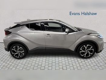 Used Toyota C-HR 2021 for sale - 79443842: Photo