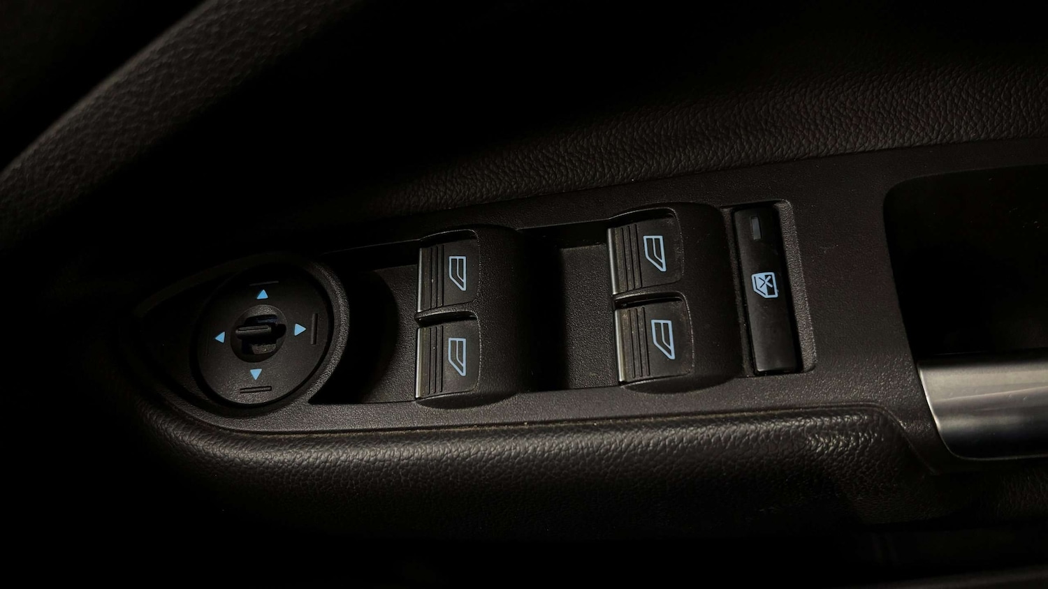 Used Ford Kuga 2016 for sale - 77257435: Photo 19