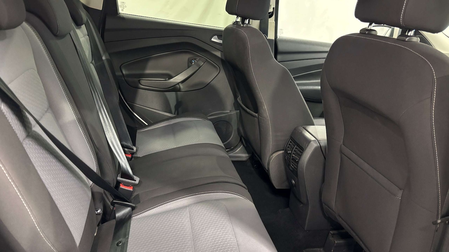 Used Ford Kuga 2016 for sale - 77257435: Photo 25