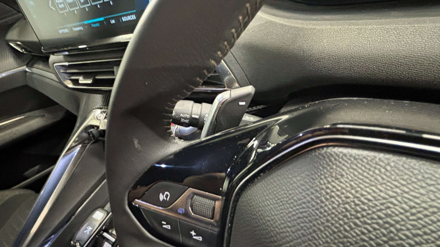 Used Peugeot 3008 2024 for sale - 76648932: Photo 26