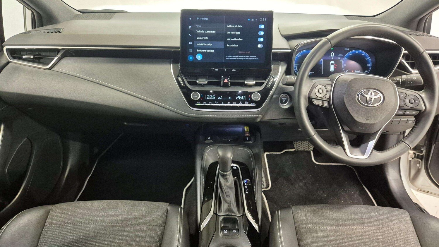 Used Toyota Corolla 2024 for sale - 76411369: Photo 17