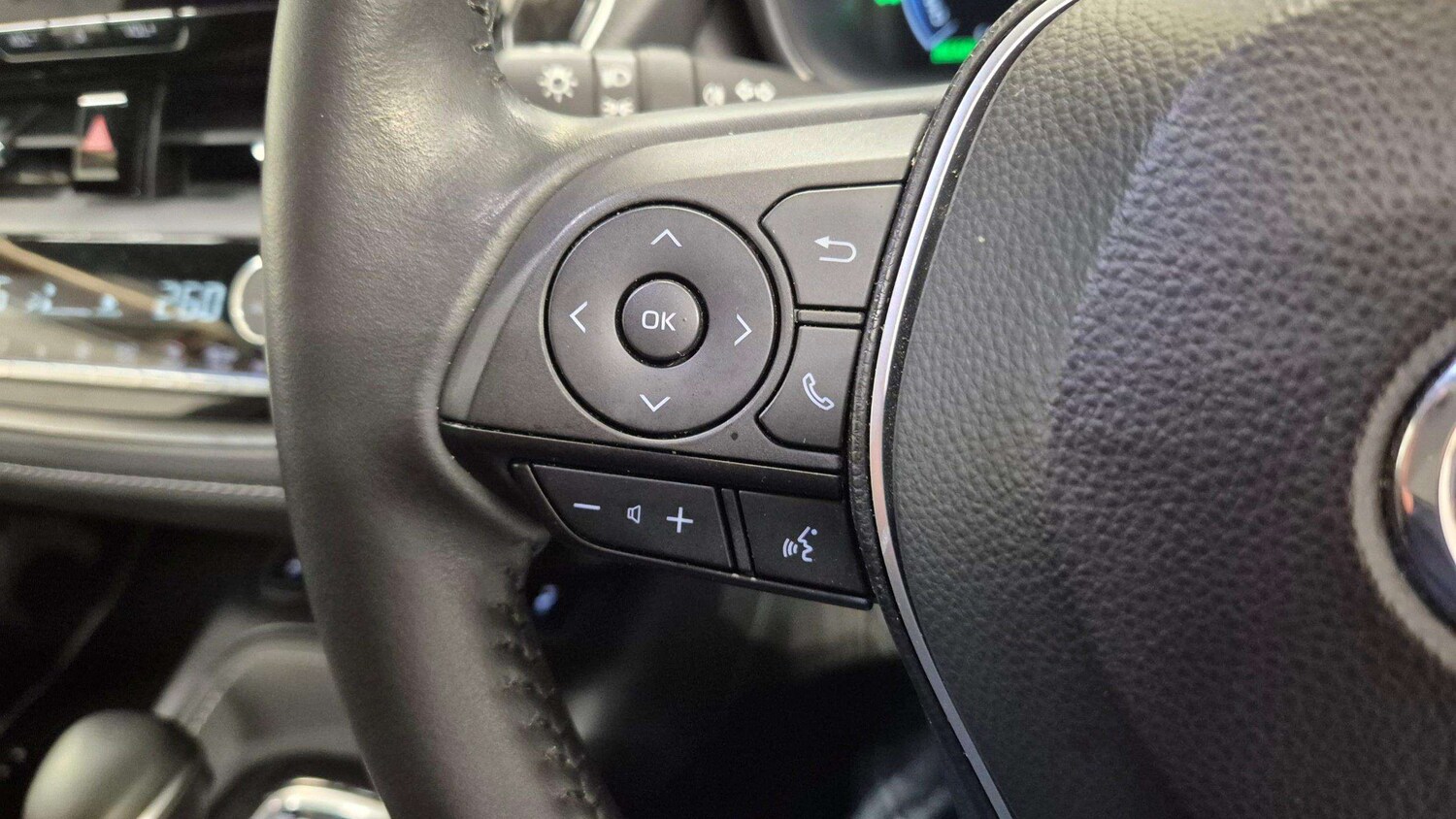 Used Toyota Corolla 2024 for sale - 76411369: Photo 23