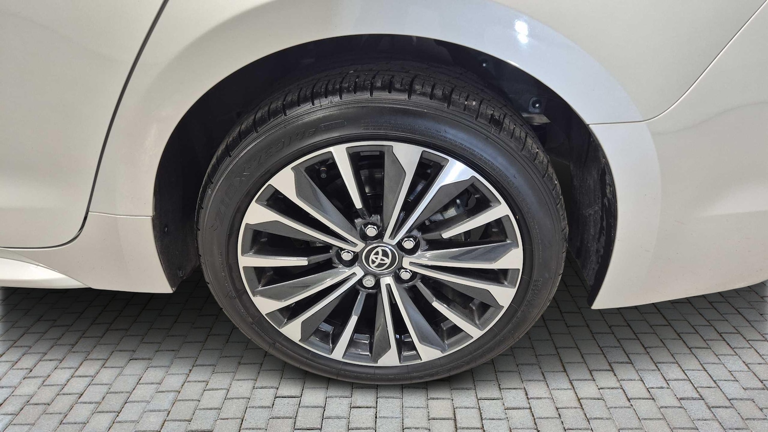 Used Toyota Corolla 2024 for sale - 76411369: Photo 8