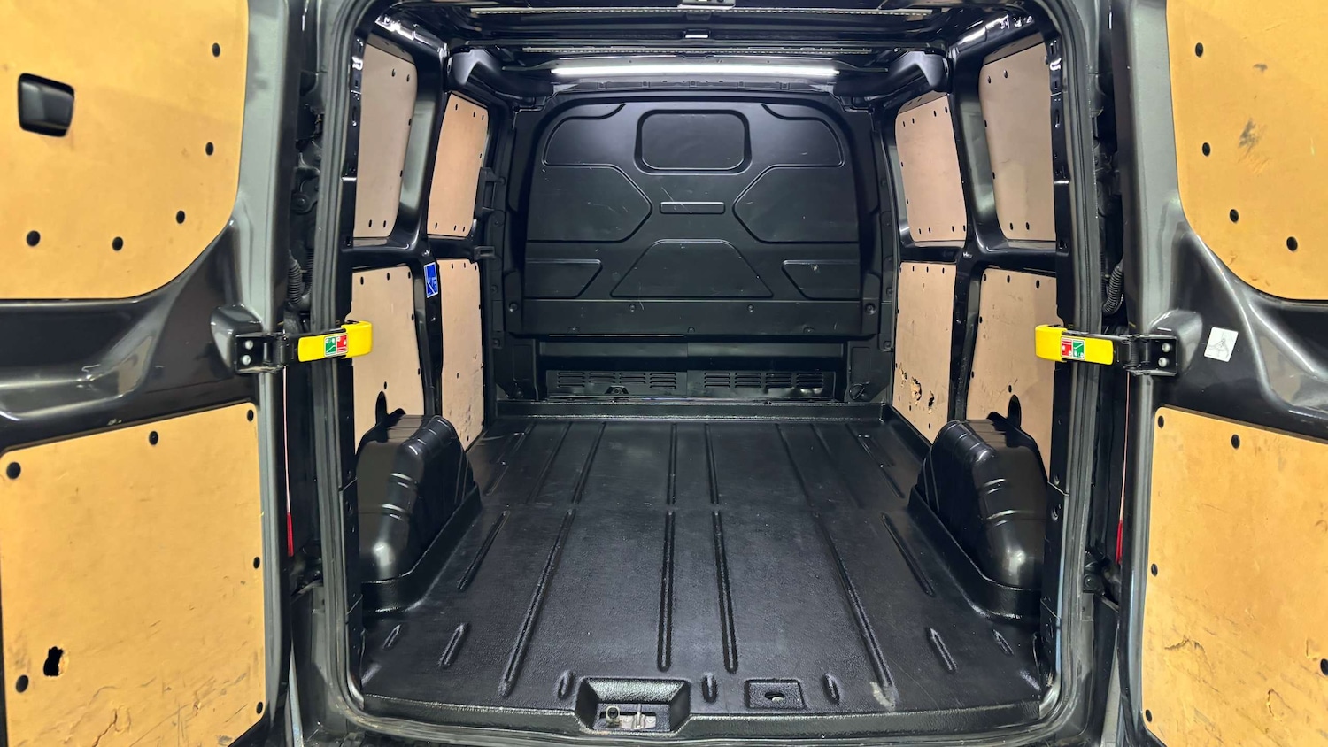 Used Ford Transit Custom 2023 for sale - 77500277: Photo 15