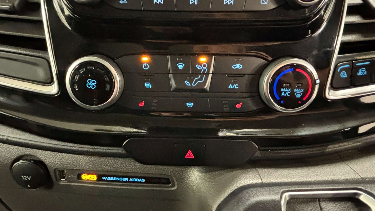 Used Ford Transit Custom 2023 for sale - 77500277: Photo 24