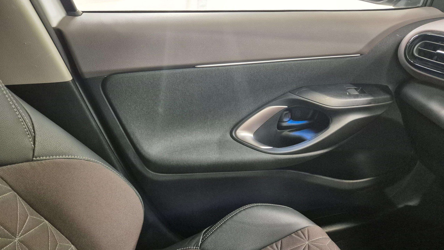 Used Toyota Yaris Cross 2022 for sale - 77472543: Photo 33