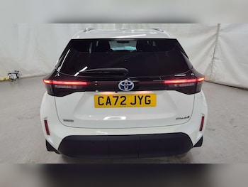 Used Toyota Yaris Cross 2022 for sale - 77472543: Photo