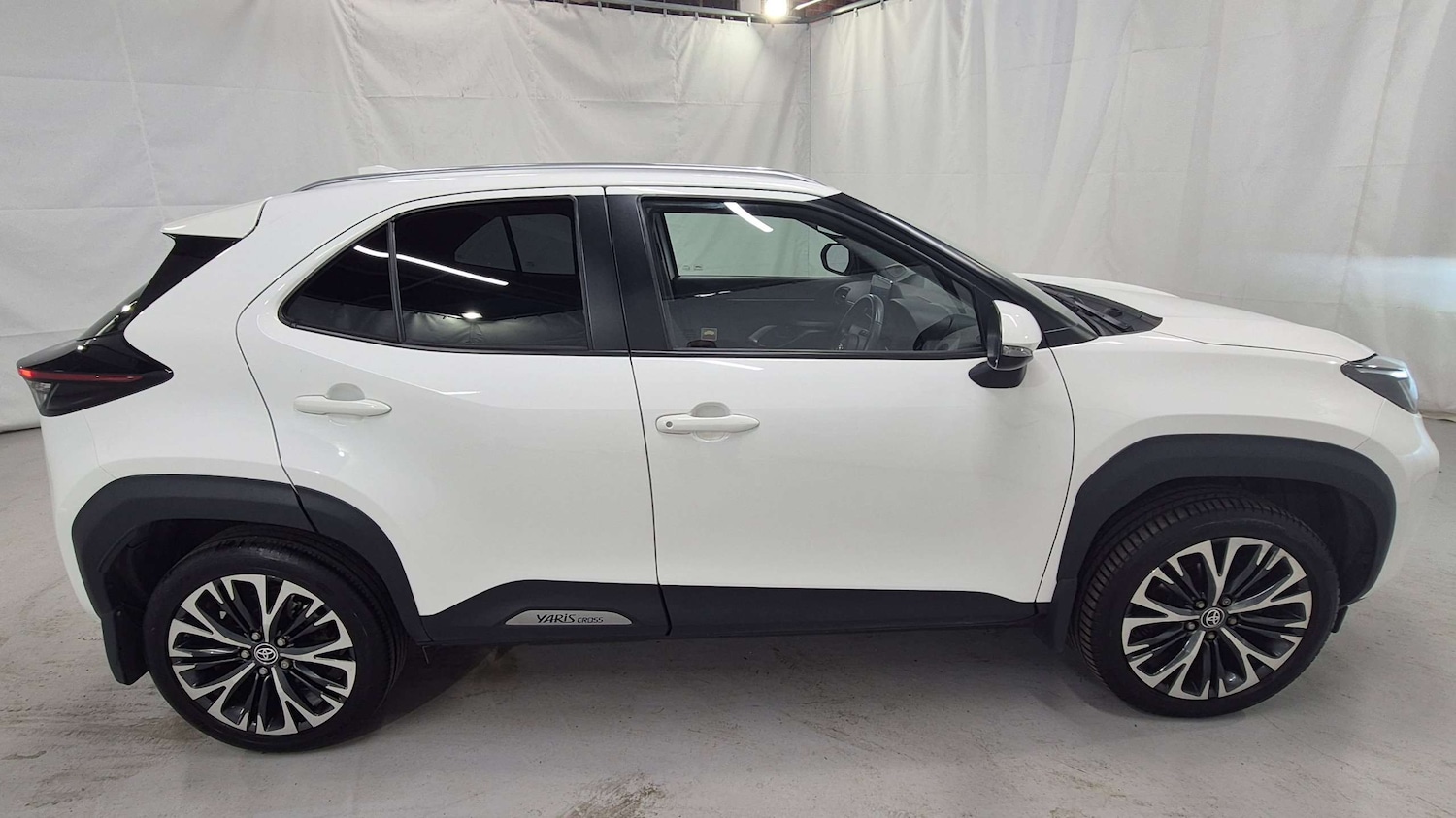 Used Toyota Yaris Cross 2022 for sale - 77472543: Photo 5
