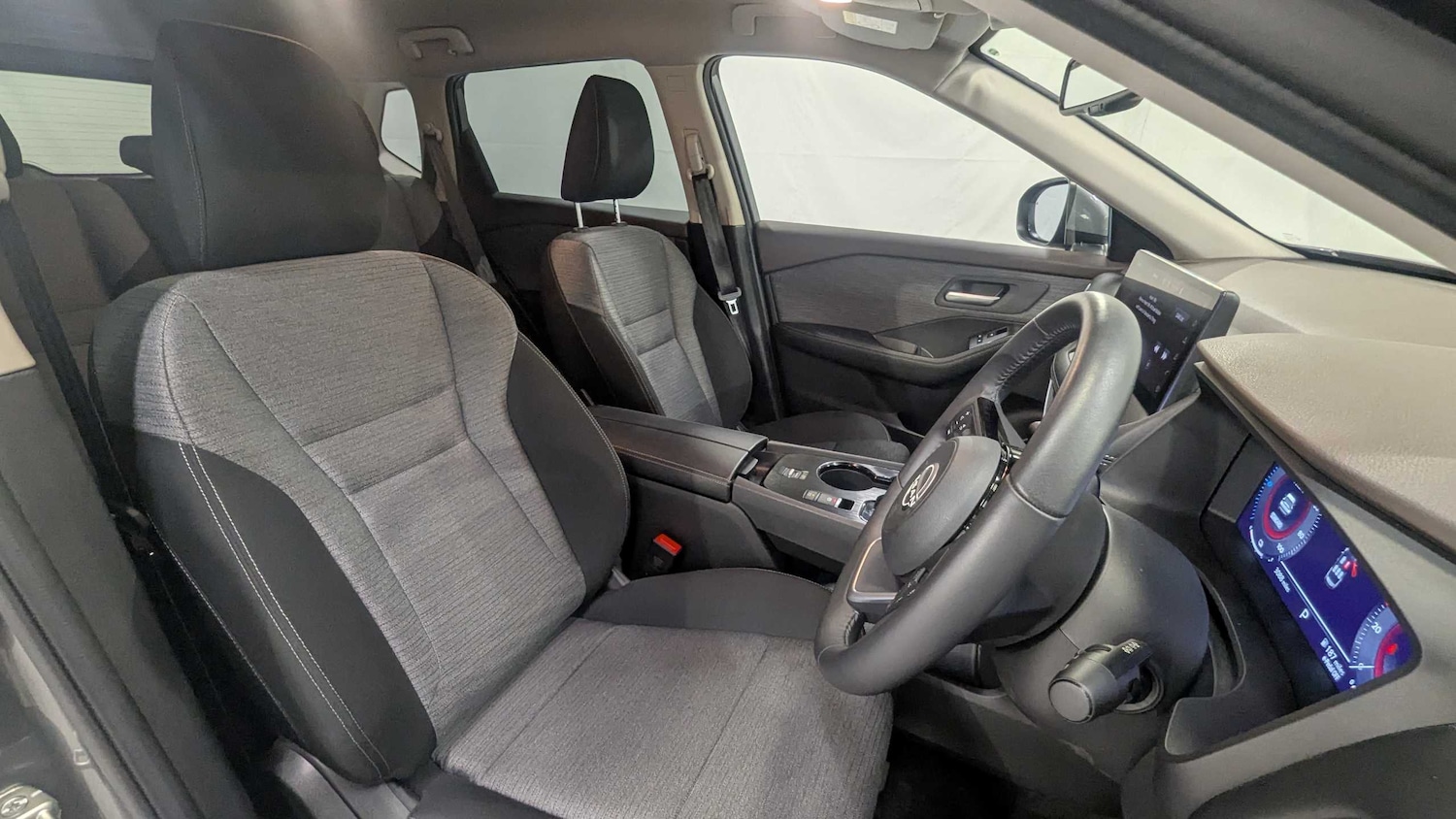 Used Nissan X-Trail 2024 for sale - 76442458: Photo 13