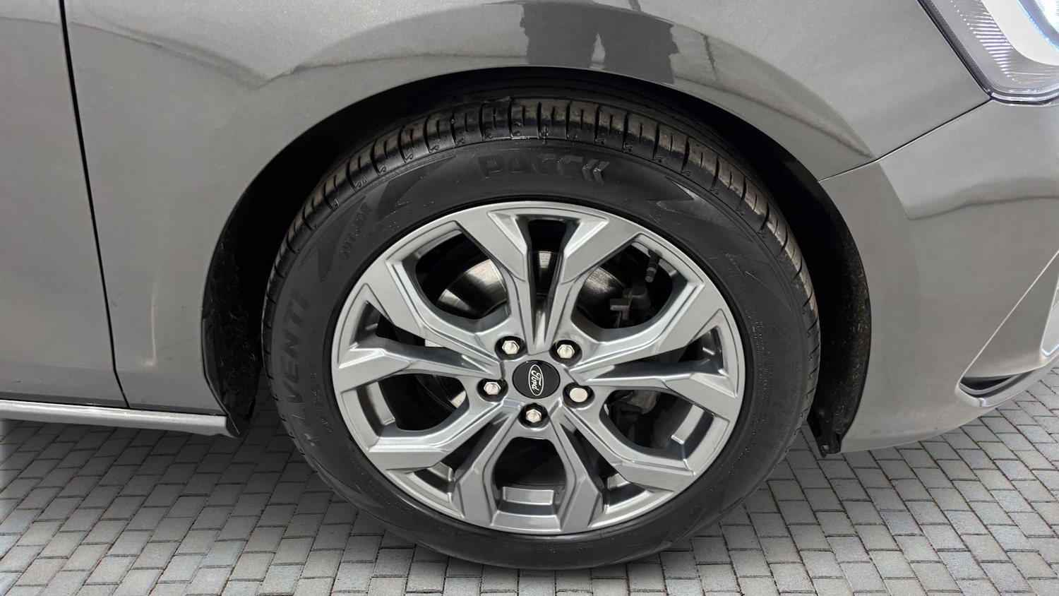 Used Ford Focus 2023 for sale - 76761152: Photo 10