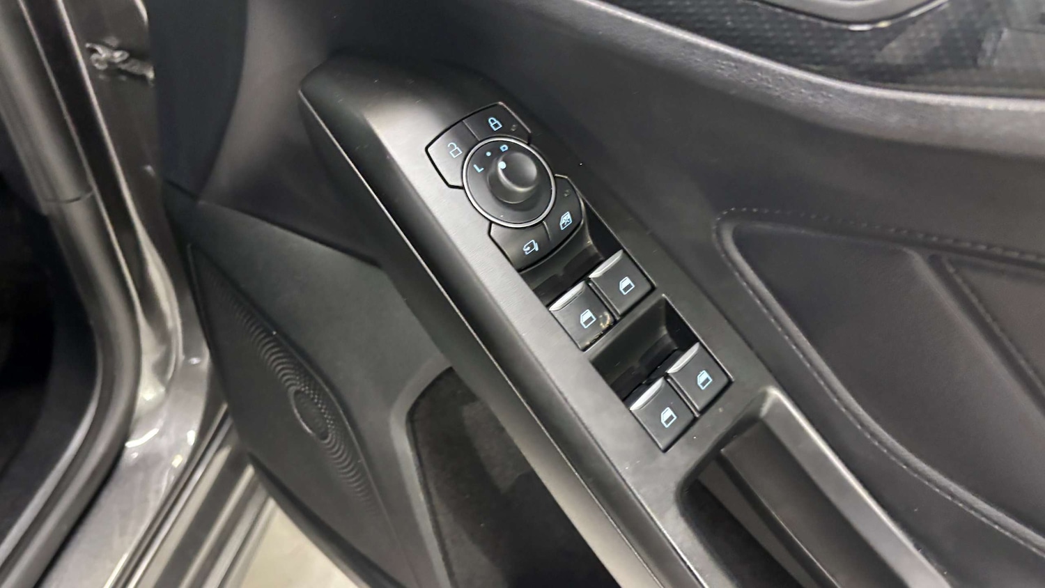 Used Ford Focus 2023 for sale - 76761152: Photo 19