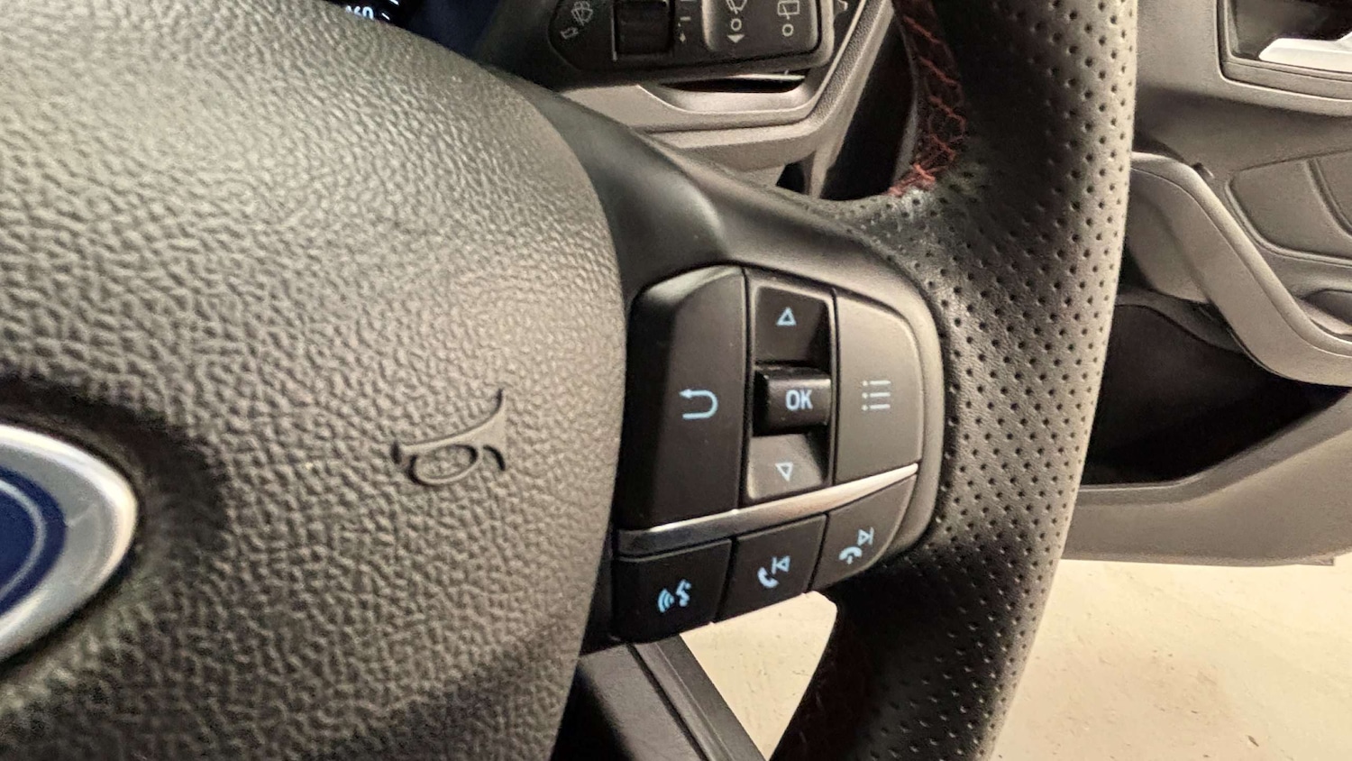 Used Ford Focus 2023 for sale - 76761152: Photo 24