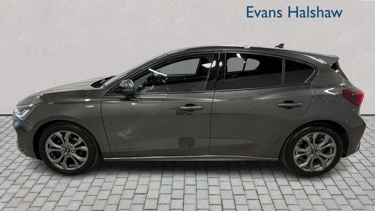 Used Ford Focus 2023 for sale - 76761152: Photo 7