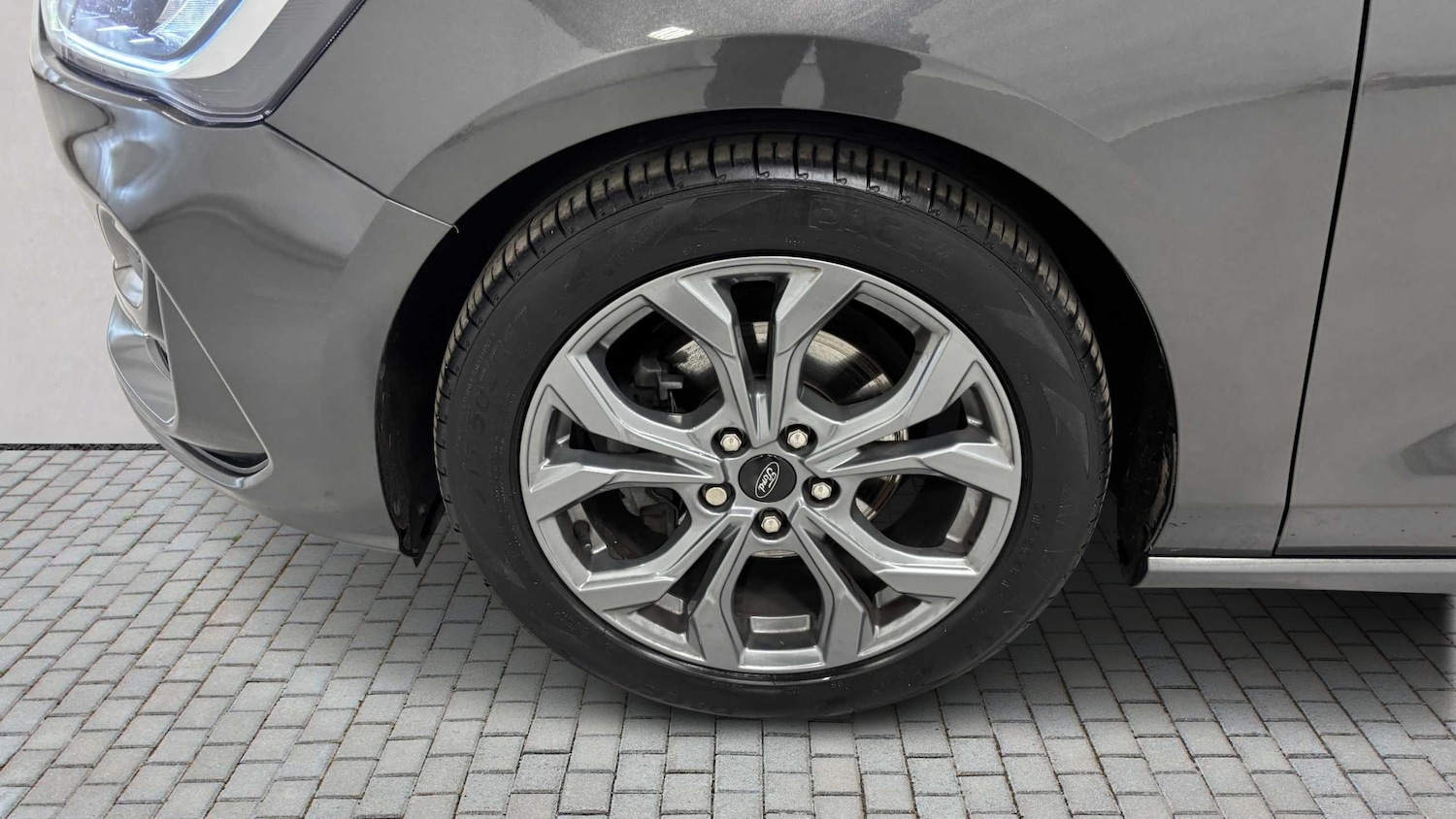 Used Ford Focus 2023 for sale - 76761152: Photo 9