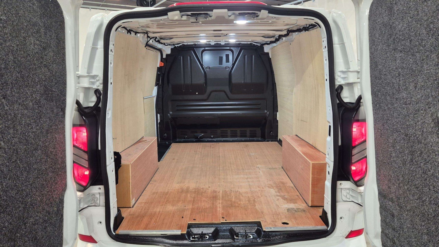 Used Ford Transit Custom 2024 for sale - 76141551: Photo 13