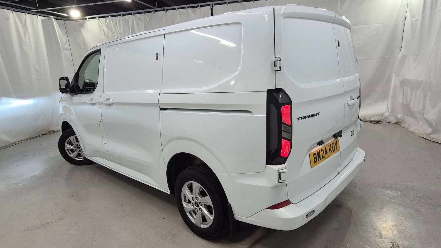 Used Ford Transit Custom 2024 for sale - 76141551: Photo 3