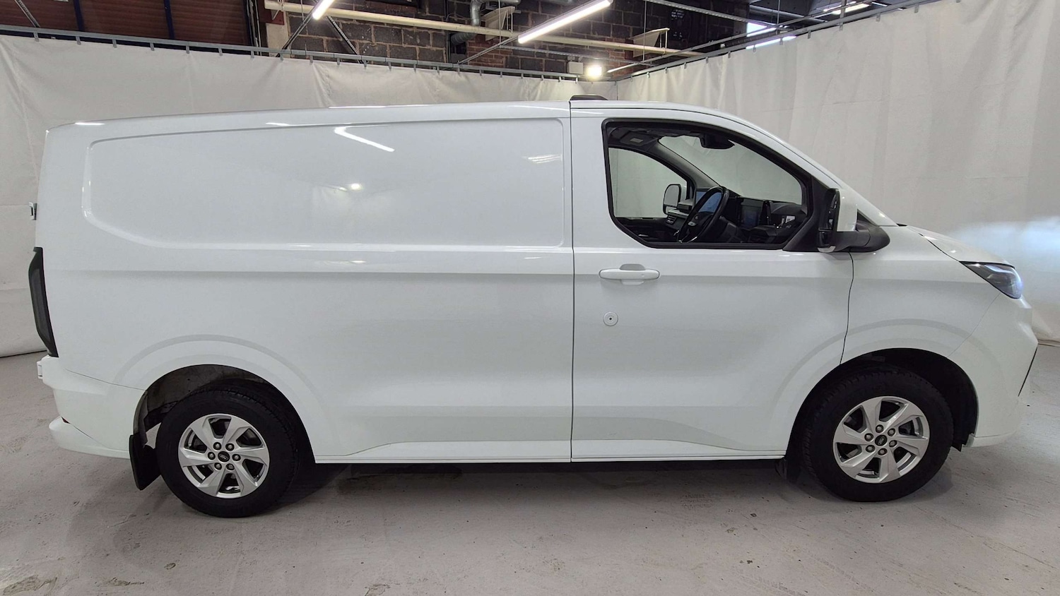 Used Ford Transit Custom 2024 for sale - 76141551: Photo 5