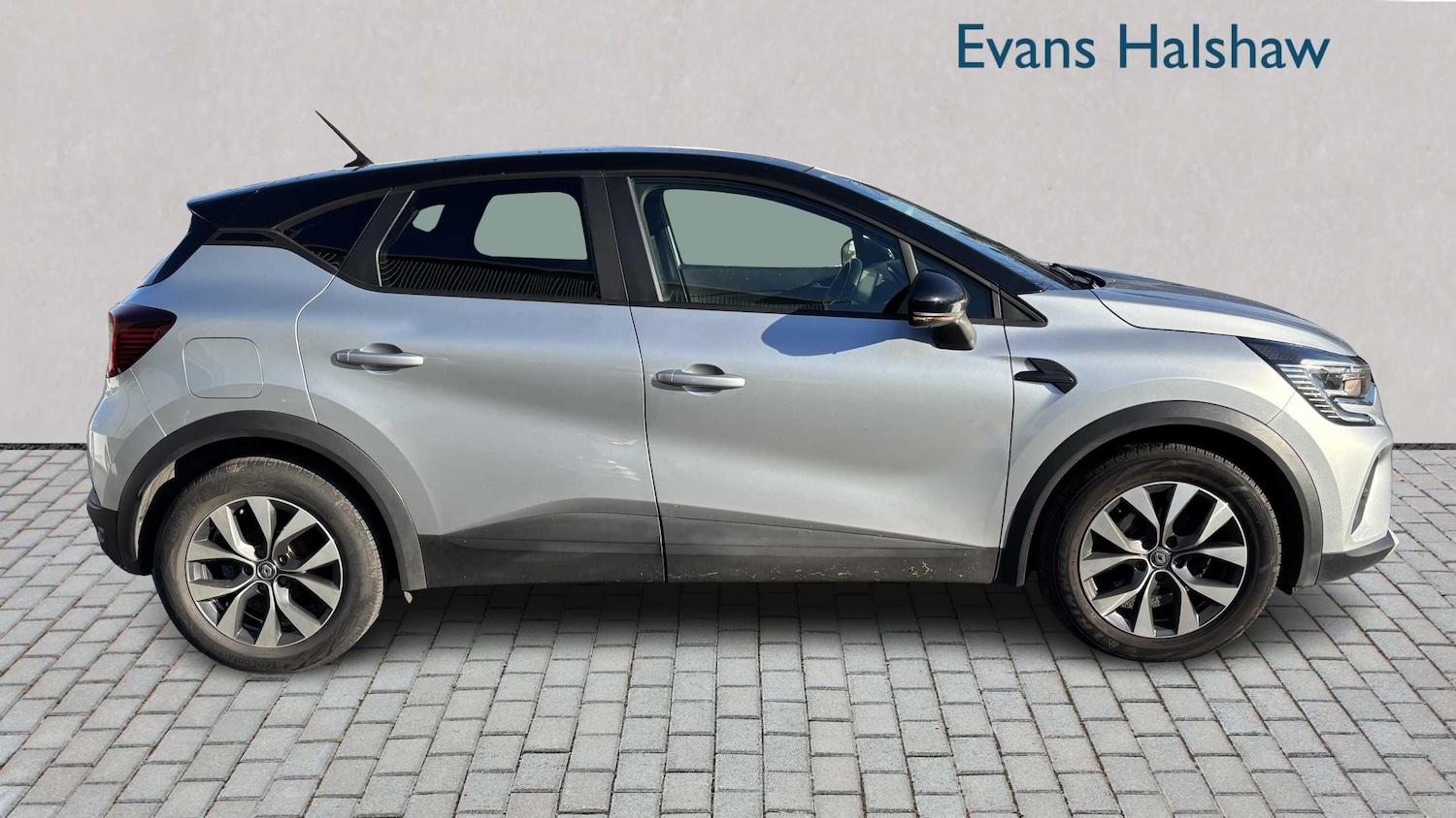 Used Renault Captur 2022 for sale - 77082987: Photo 4
